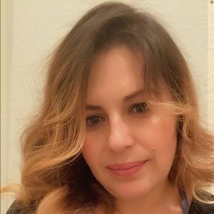 Meet your Posher, Maritza